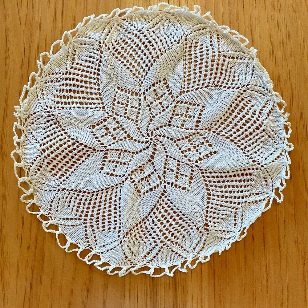Vintage Hand Crocheted Doilies Doily Pastel Pink Blue White Delicate Lot of 7 - Picture 2 of 15